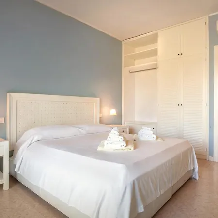 Ilaria With Private Pool And Lake View Villa Torri Del Benaco
