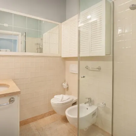 Villa Ilaria With Private Pool And Lake View Torri Del Benaco