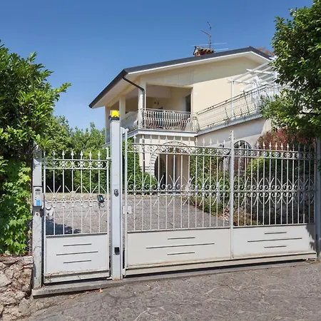 Ilaria With Private Pool And Lake View Villa Torri Del Benaco